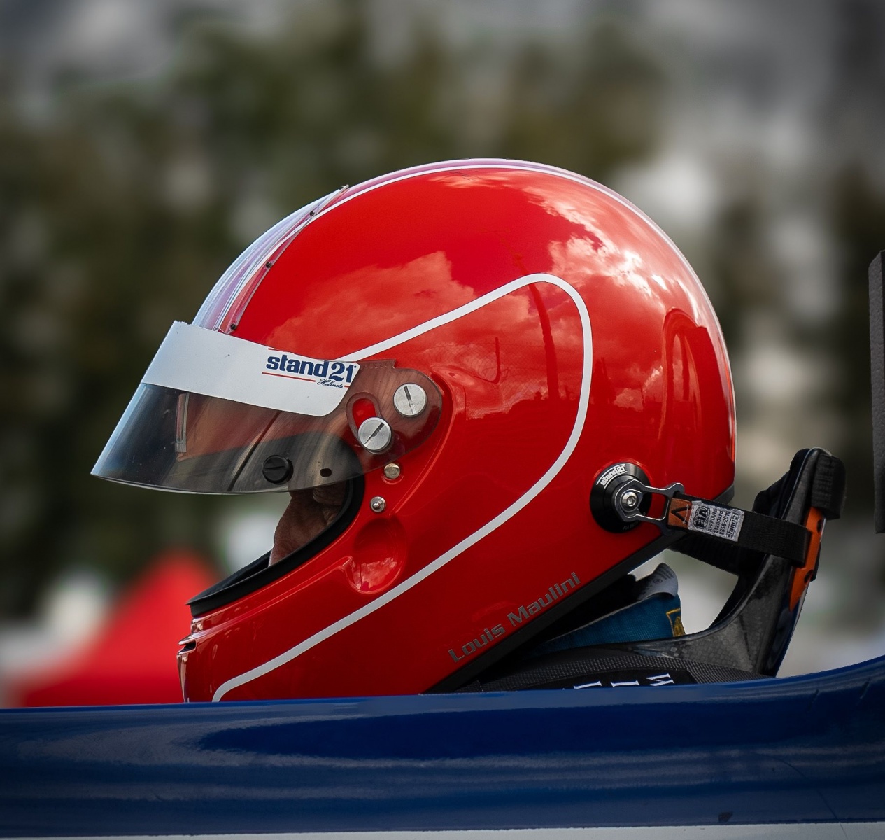 All the models shown on the Stand 21 website or in the Stand 21 catalog and not explicitely described as stock versions are illustrated strictly as examples of the company's expertise and capability and the pictures shown do not imply any violations of any trademarks. Such use of registered trademarks was carried out solely for authorized teams or drivers use and are not for sale to the public.