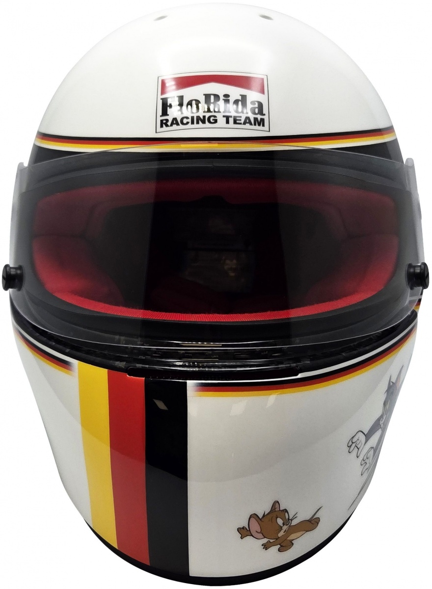 All the models shown on the Stand 21 website or in the Stand 21 catalog and not explicitely described as stock versions are illustrated strictly as examples of the company's expertise and capability and the pictures shown do not imply any violations of any trademarks. Such use of registered trademarks was carried out solely for authorized teams or drivers use and are not for sale to the public.